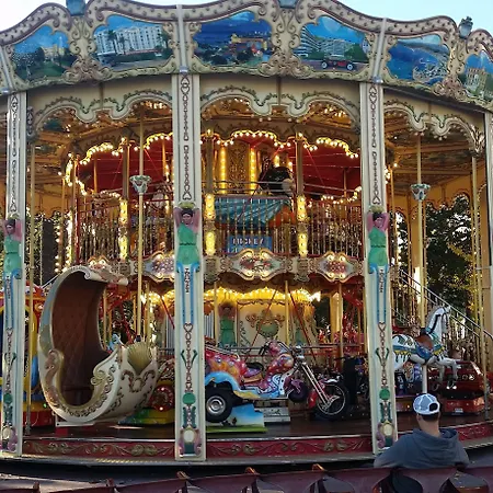 Blanche Nocleg ze śniadaniem 3*