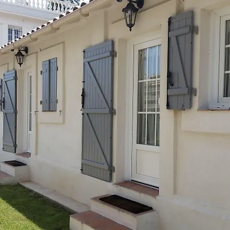 Blanche Bed and breakfast 3*